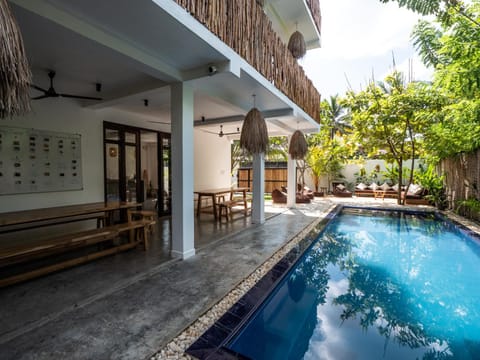 Property building, Swimming pool