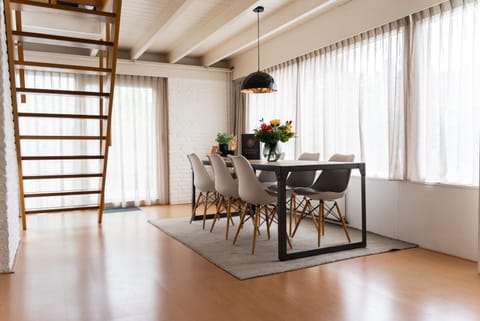 - Het Kleine Nest - nabij het meer, strand & Keukenhof House in Noordwijkerhout