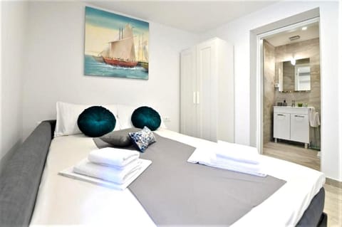 Vila Paula Apartment in Novalja