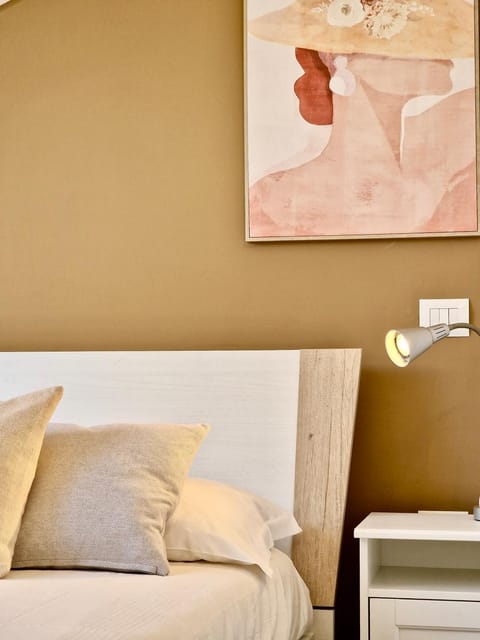 Decorative detail, Bedroom