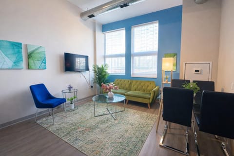 Modern 2BR in South Loop Near Soldier Field, Grant Park, Downtown, & Lakefront Trail Apartment in South Loop