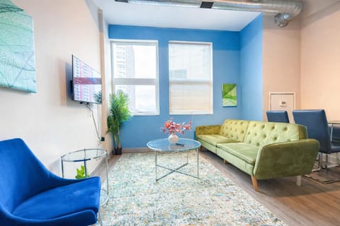 Modern 2BR in South Loop Near Soldier Field, Grant Park, Downtown, & Lakefront Trail Apartment in South Loop