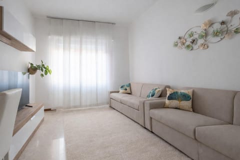 San Siro Big House Wifi Netflix Free Parking Apartment in Milan