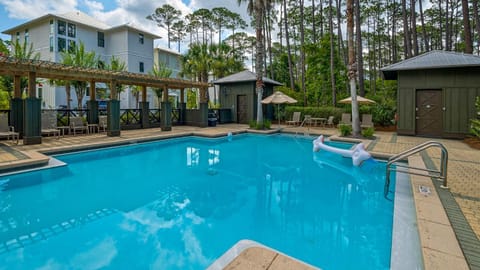 Resting Beach Face House in Rosemary Beach