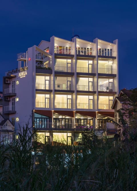 Property building, Night