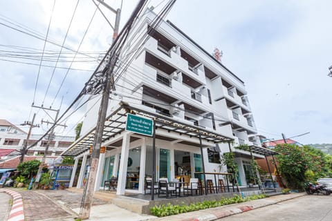 Property building, Street view