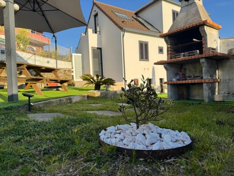 BBQ facilities, Garden
