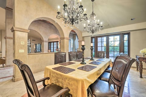 Outdoor Oasis, Games! Paradise Valley Group Villa House in Paradise Valley
