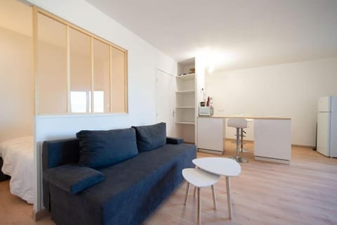 Fully equipped apartment 2 to 4 people St Charles Apartment in Marseille