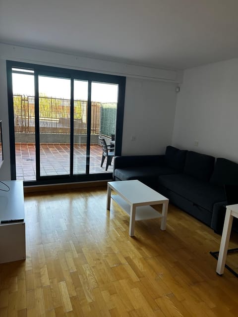 Loft Luminoso Alcorcón Efeso Apartment in Madrid