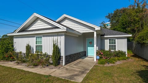 Sandy Teauxs House in Sunnyside