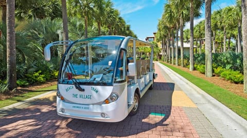 Beach Bike Escape House in Rosemary Beach