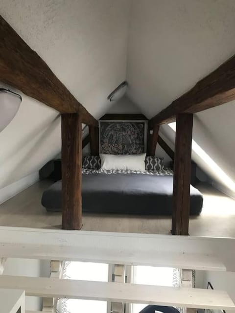 Modernisiertes Gästezimmer im Ortskern Apartment in Hochtaunuskreis