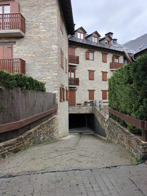 Neighbourhood