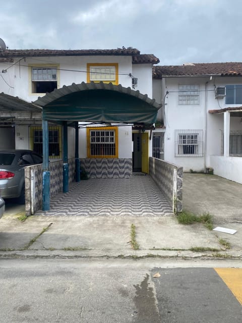 Aconchego Flavio & Raphael House in Paraty