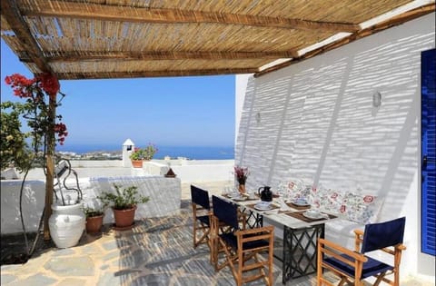 Patio, Day, Natural landscape, View (from property/room), Balcony/Terrace, Seating area, Dining area, Sea view