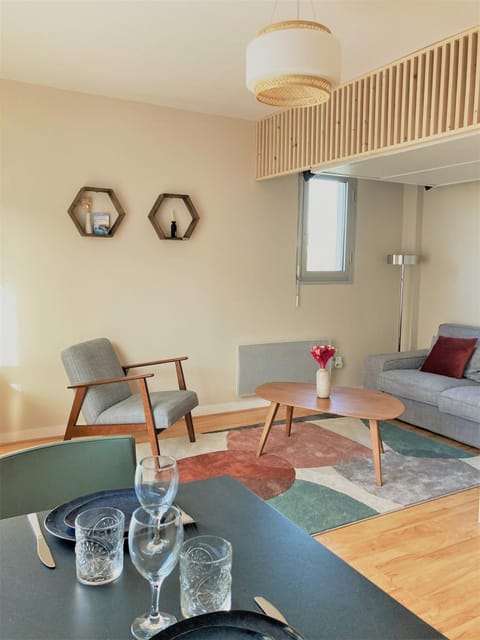 Studio proche plage balcon et parking Apartment in Deauville