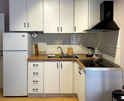 Coffee/tea facilities, Kitchen or kitchenette