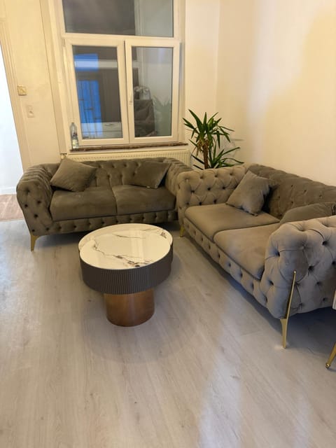 Appartement 2 chambre luxueuse à jette Apartment in Brussels