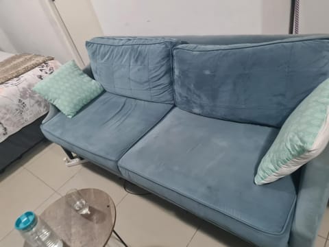 Elikem Properties Bed and Breakfast in Cape Town