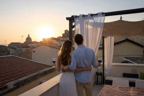 Property building, Day, People, Natural landscape, View (from property/room), Balcony/Terrace, Guests, City view, Sunrise, Sunset, group of guests