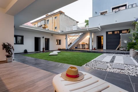 Patio, Balcony/Terrace