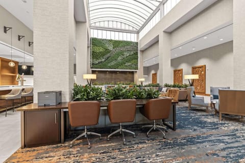 Lobby or reception, Business facilities