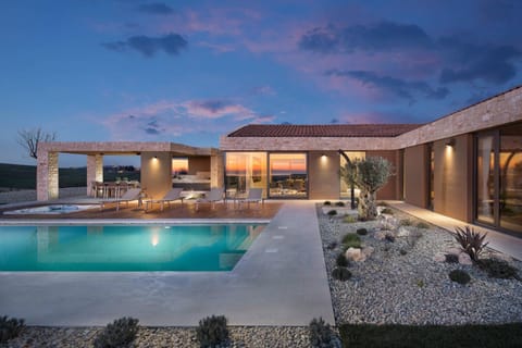 Property building, Pool view, Swimming pool