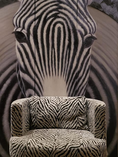 Living room, Decorative detail, Seating area