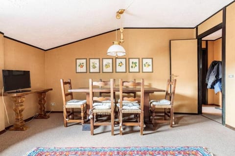 Appartamento vista Alpi nel centro storico Apartment in Sauze d'Oulx