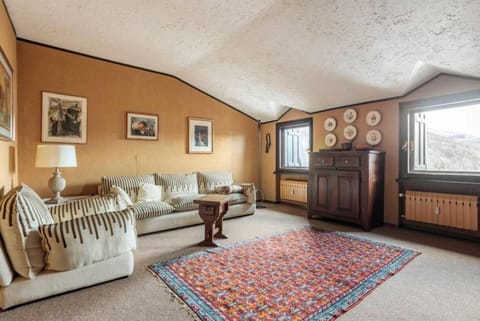 Appartamento vista Alpi nel centro storico Apartment in Sauze d'Oulx