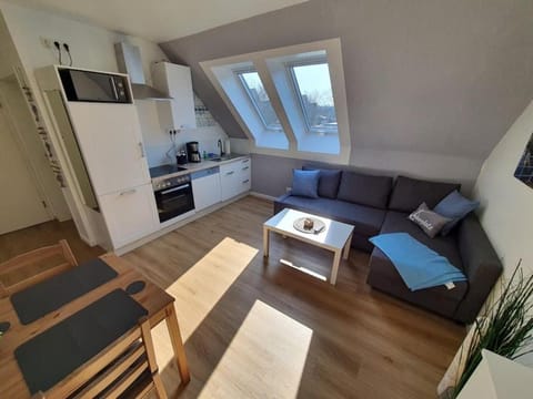 Kiel-Russee Familienwohnung, Lademöglichkeit, Co2 Frei Apartment in Kiel