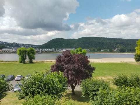 Mountain view, River view