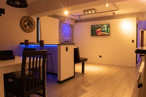 TV and multimedia, Dining area