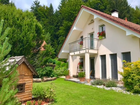 Property building, Garden, Garden view