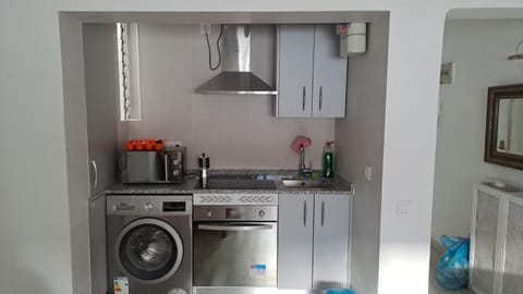 Kitchen or kitchenette, Communal kitchen, stove