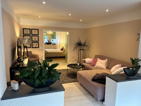 Living room, Photo of the whole room