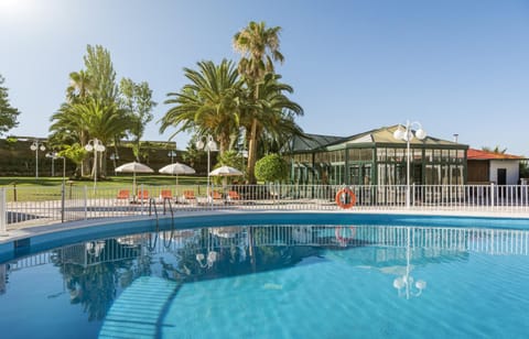Garden, Swimming pool