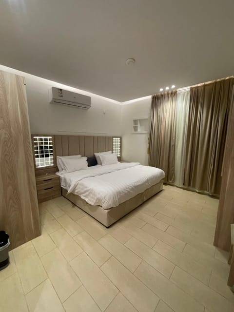 Bed, Photo of the whole room, Bedroom, towels, wardrobe, air conditioner