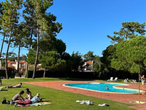 Off site, Garden, Swimming pool