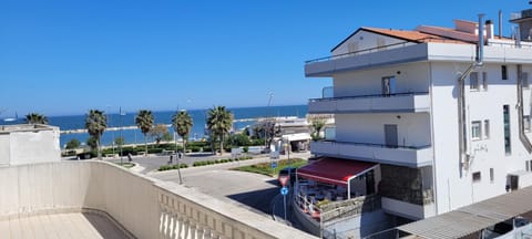 Sophie's Oasis Apartment in Alba Adriatica