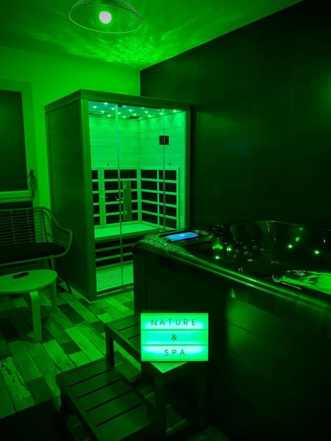 Nature&Spa Appartement avec Jacuzzi & Sauna privé Apartment in Orléans