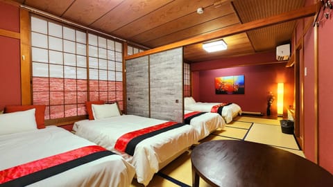 Restaurant/places to eat, Photo of the whole room, Breakfast