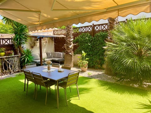 Garden, Garden view