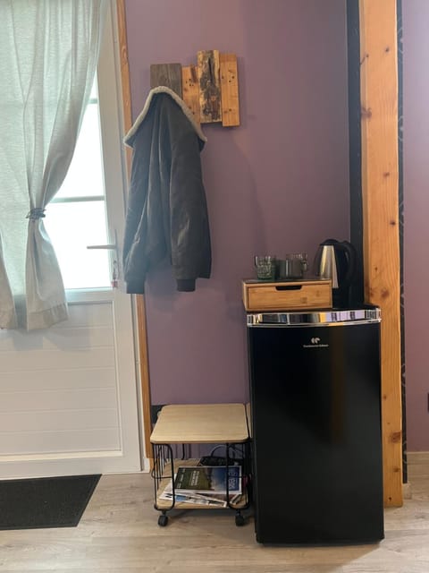 Kitchen or kitchenette, hair dresser