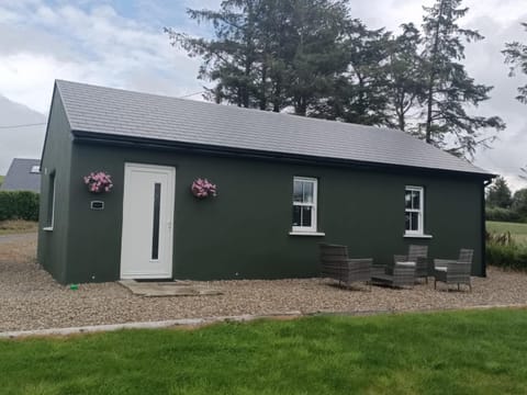 Tadgh's Cottage House in County Clare