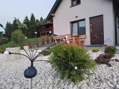 Property building, Day, Garden