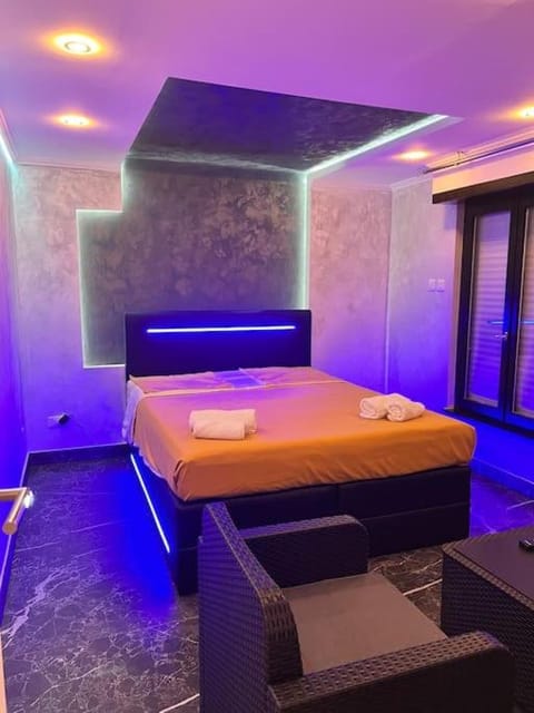 Appart Hotel avec Sauna, Jacuzzi, Apartment in Strasbourg