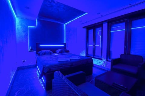 Appart Hotel avec Sauna, Jacuzzi, Apartment in Strasbourg