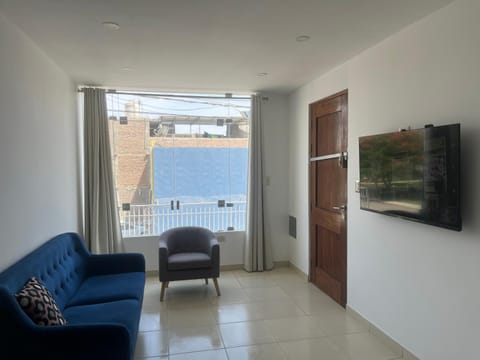 Communal lounge/ TV room